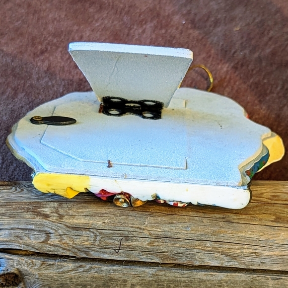 Vintage Two's Company Picture Frame Ornament With Santa - Picture 8 of 8